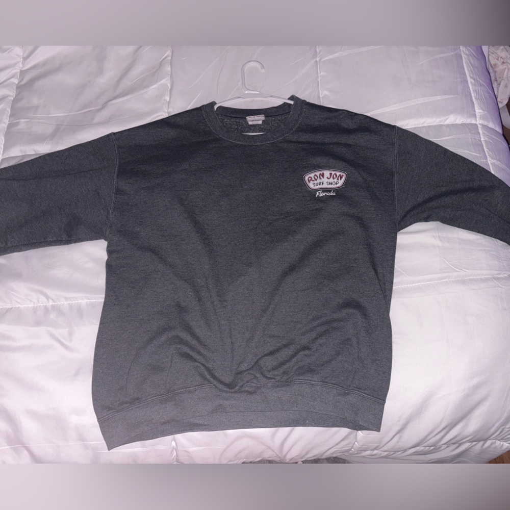 Ron Jon grey crewneck